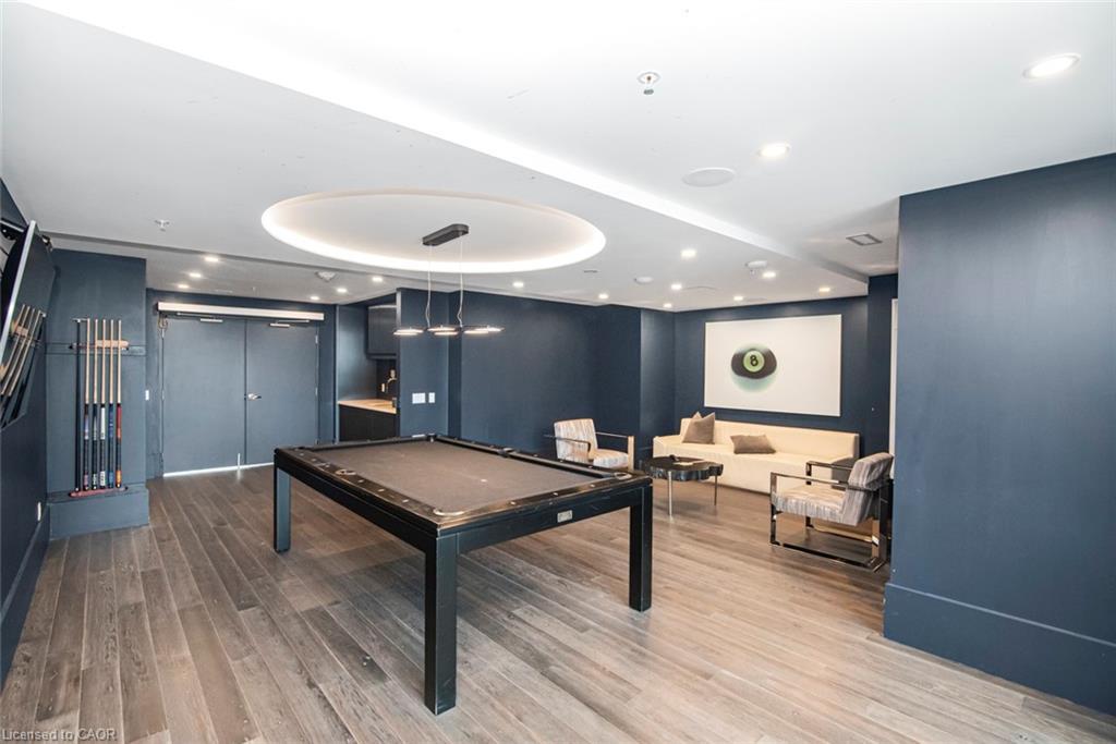 120-16 Concord Place, Grimsby, ON - Indoor Photo Showing Other Room