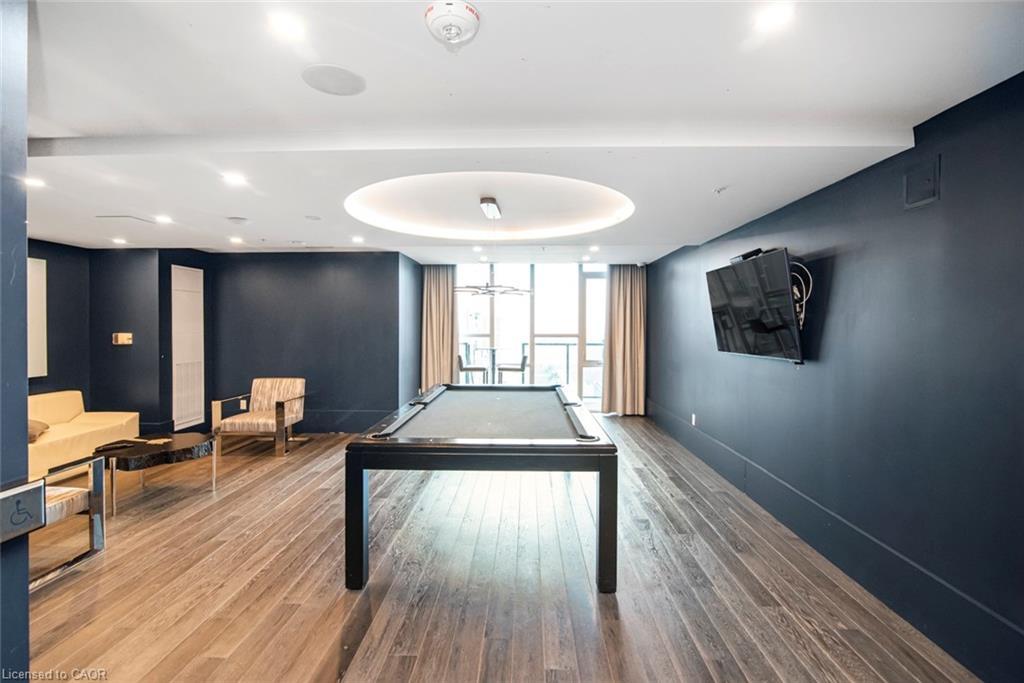 120-16 Concord Place, Grimsby, ON - Indoor Photo Showing Other Room