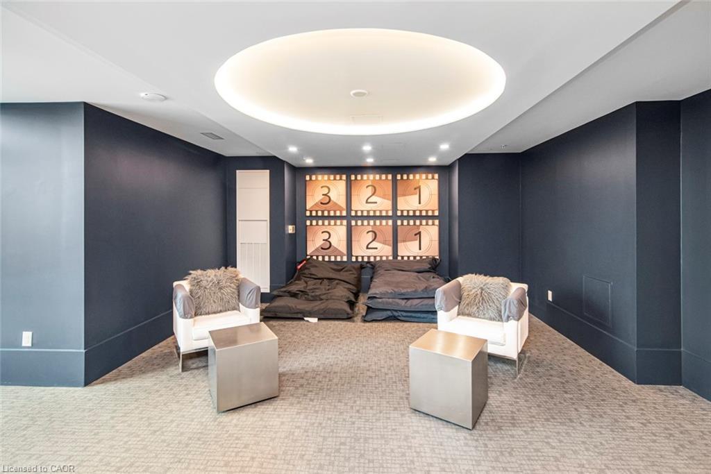 120-16 Concord Place, Grimsby, ON - Indoor Photo Showing Other Room