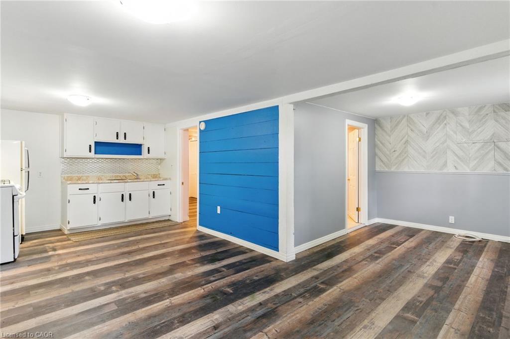 7 Balmoral Avenue, Welland, ON - Indoor Photo Showing Kitchen