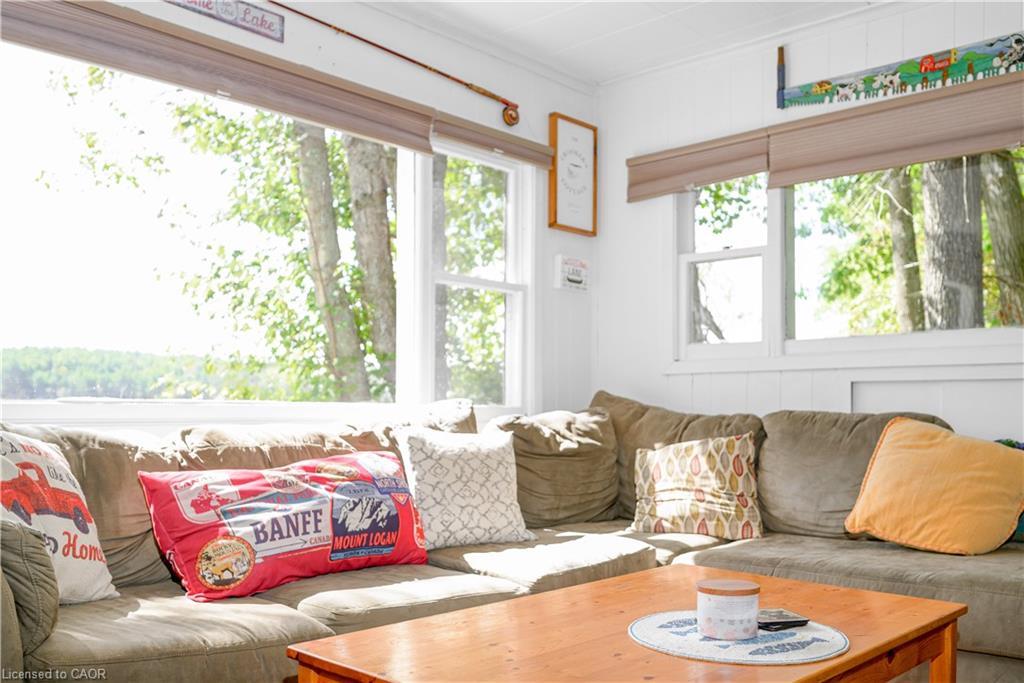 1230 Forsters Road, Minden Hills, ON - Indoor Photo Showing Living Room
