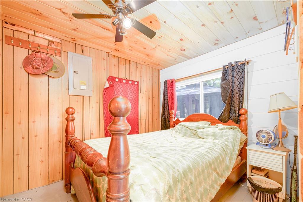 1230 Forsters Road, Minden Hills, ON - Indoor Photo Showing Bedroom