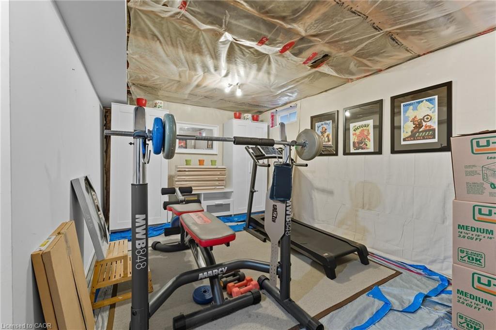 34-1301 Upper Gage Avenue, Hamilton, ON - Indoor Photo Showing Gym Room