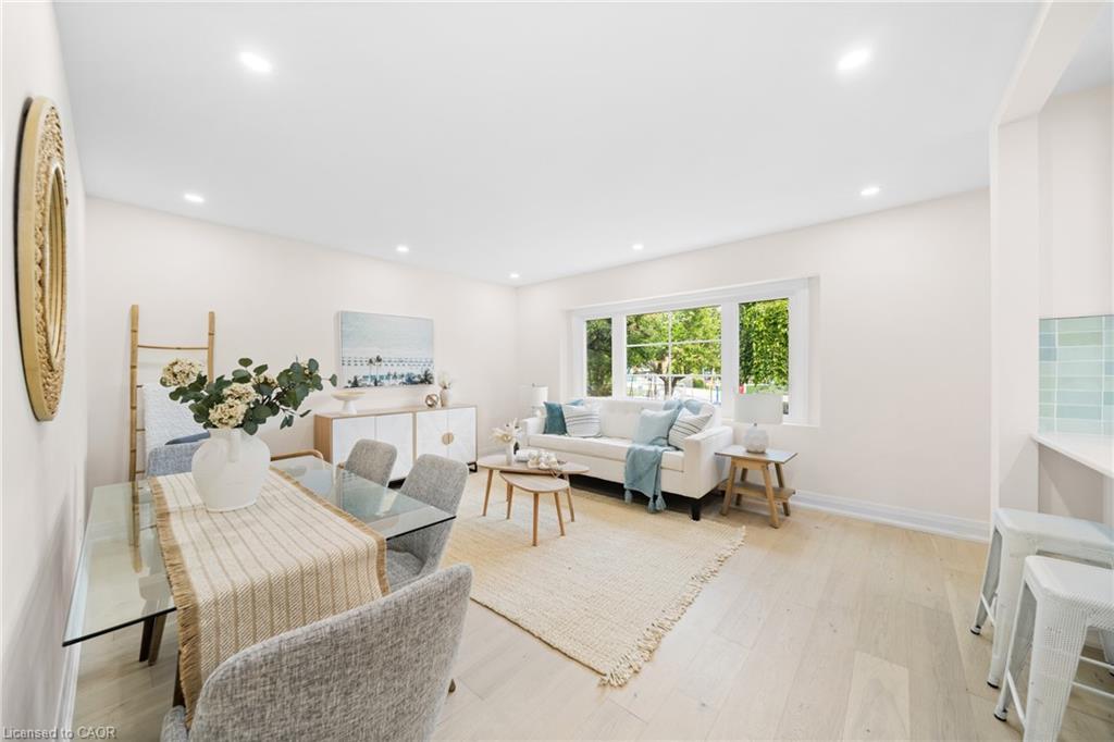 133 Inglewood Drive, Oakville, ON - Indoor