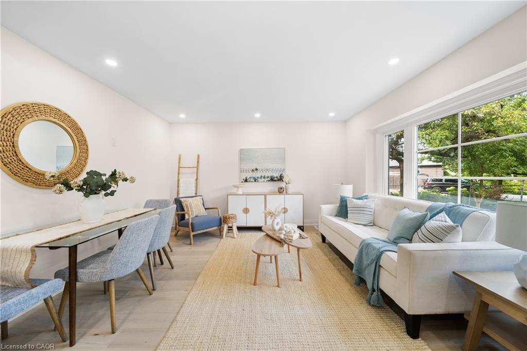 133 Inglewood Drive, Oakville, ON - Indoor