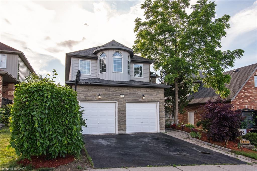 11 Apple Ridge Drive, Kitchener, ON - Outdoor