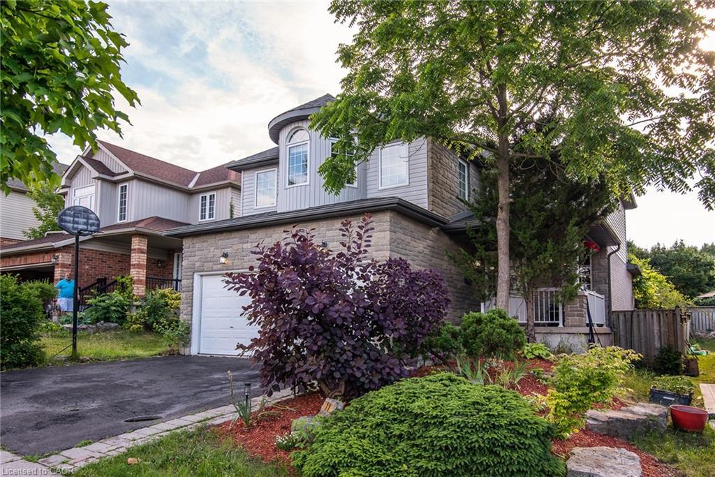 11 Apple Ridge Drive, Kitchener, ON - Outdoor