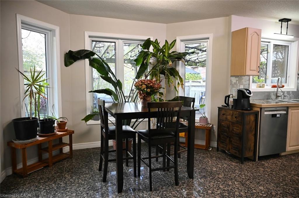 11 Apple Ridge Drive, Kitchener, ON - Indoor Photo Showing Other Room