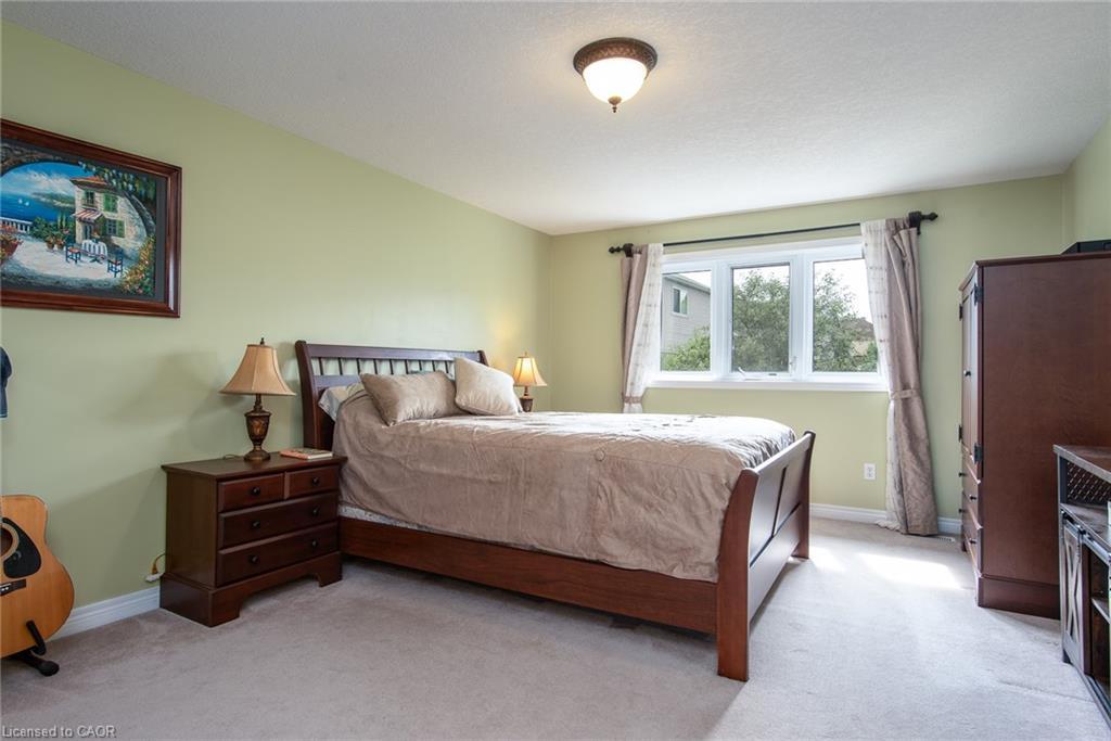 11 Apple Ridge Drive, Kitchener, ON - Indoor Photo Showing Bedroom