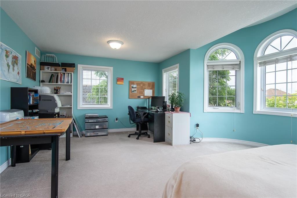 11 Apple Ridge Drive, Kitchener, ON - Indoor