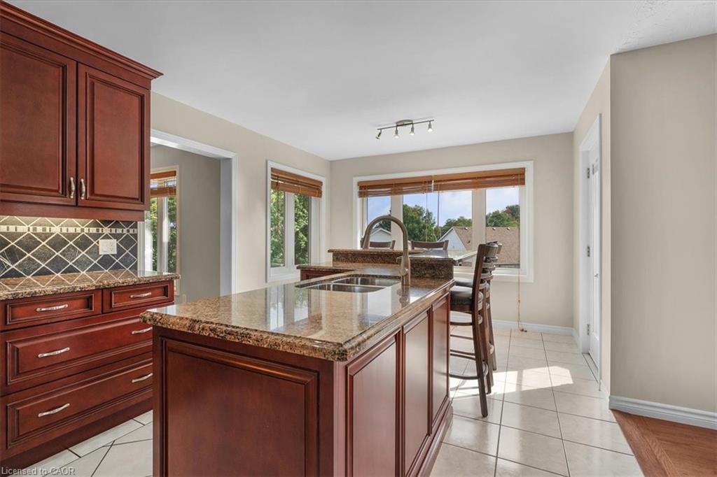 44 Tami Court, Kitchener, ON - Indoor Photo Showing Kitchen