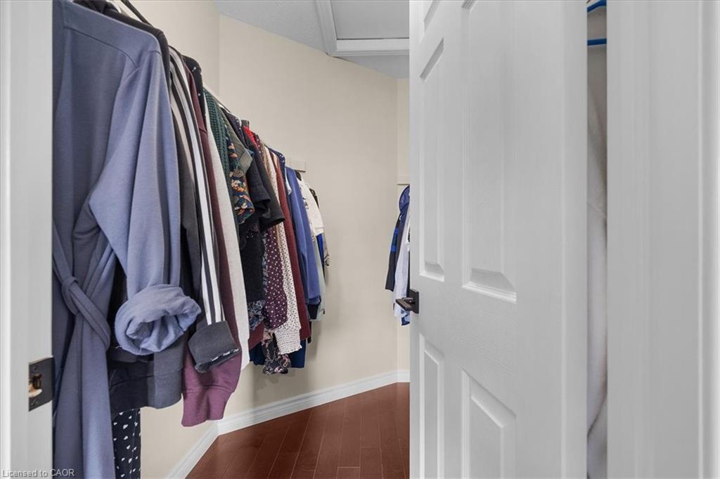 44 Tami Court, Kitchener, ON - Indoor With Storage