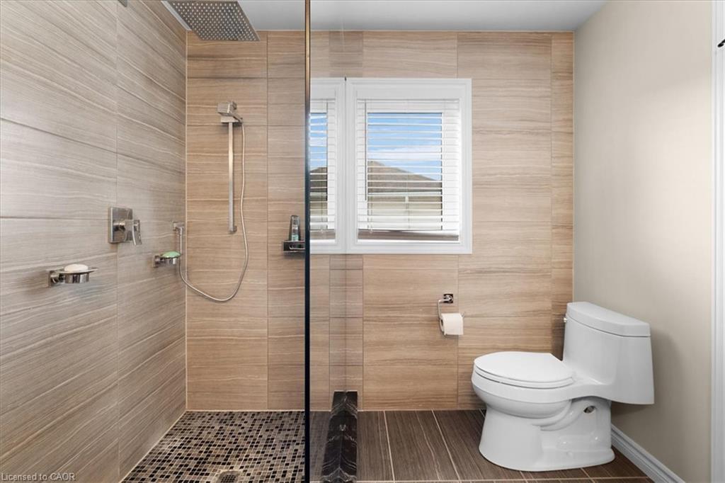 44 Tami Court, Kitchener, ON - Indoor Photo Showing Bathroom