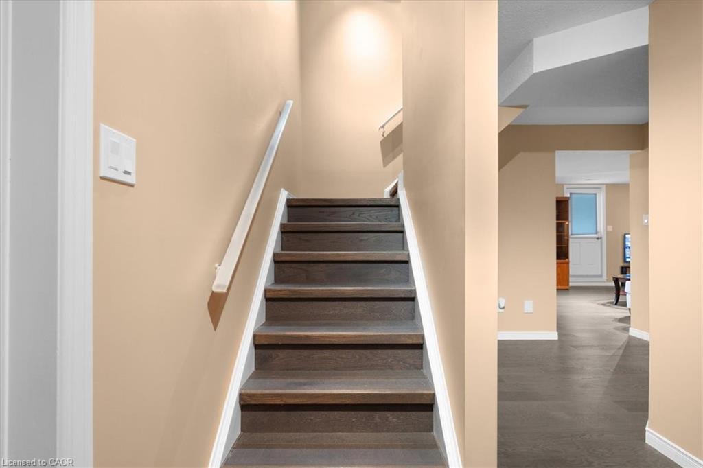 44 Tami Court, Kitchener, ON - Indoor Photo Showing Other Room