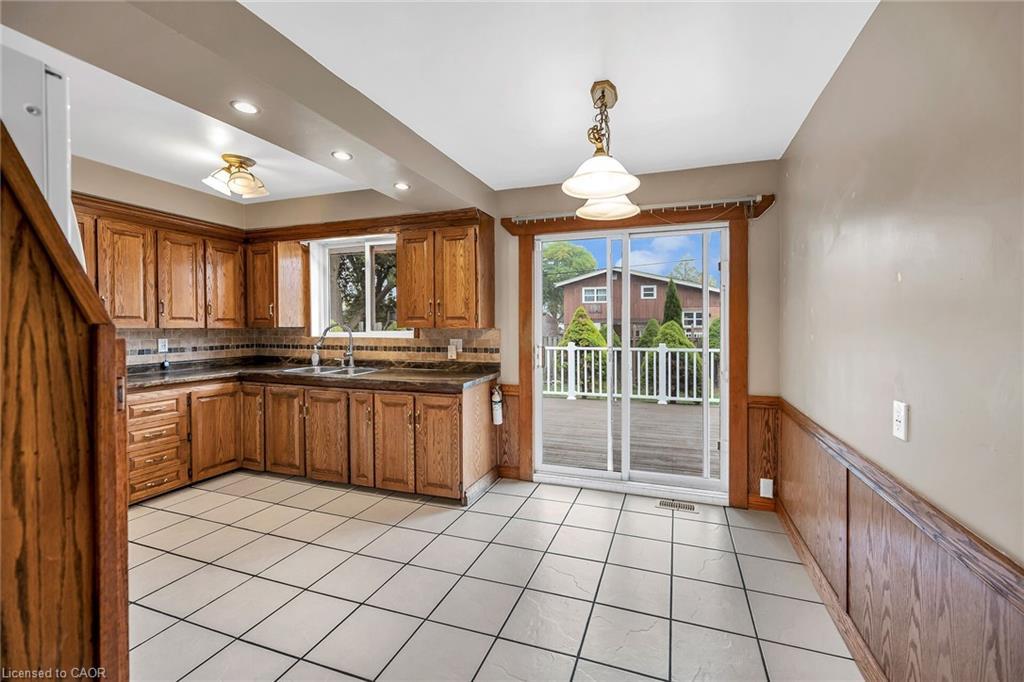 85 East 45Th Street, Hamilton, ON - Indoor