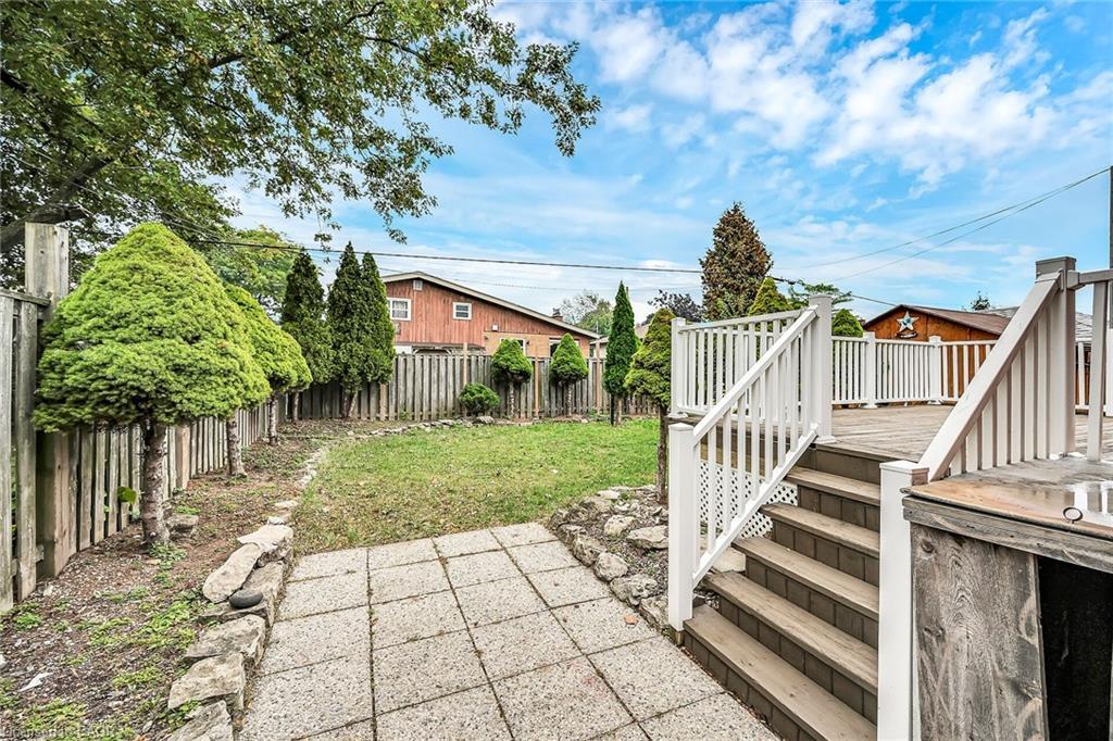 85 East 45Th Street, Hamilton, ON - Outdoor With Deck Patio Veranda