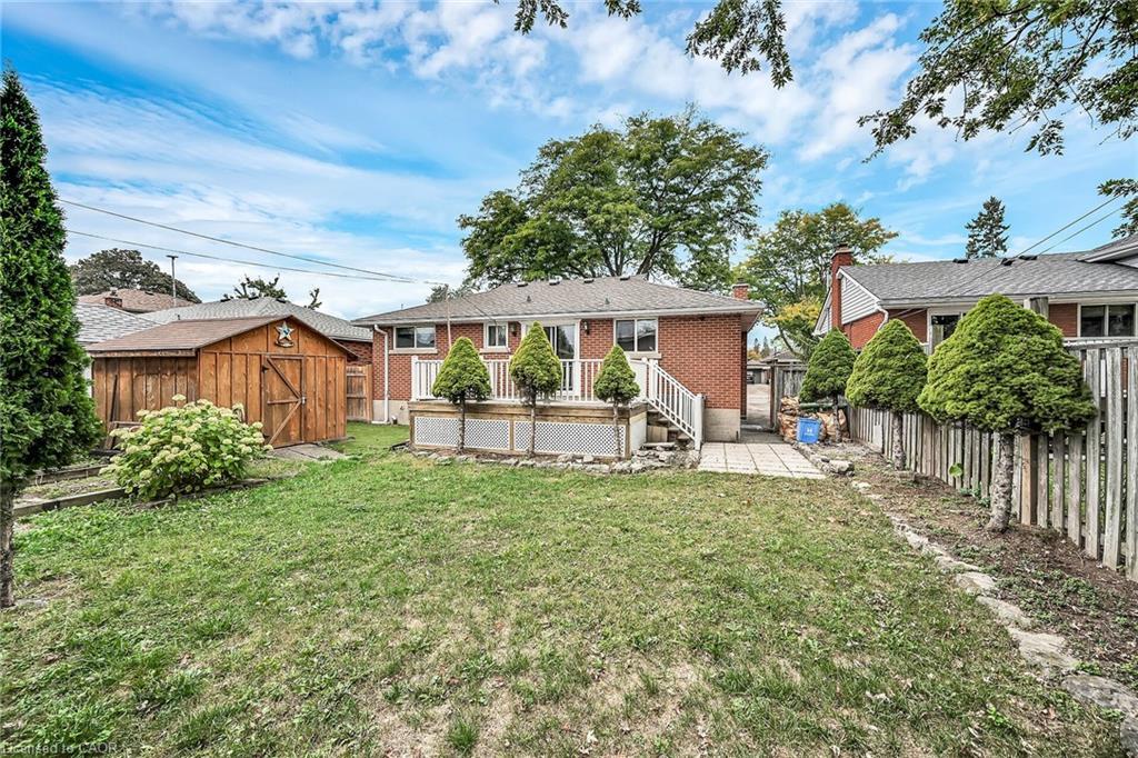 85 East 45Th Street, Hamilton, ON - Outdoor With Deck Patio Veranda