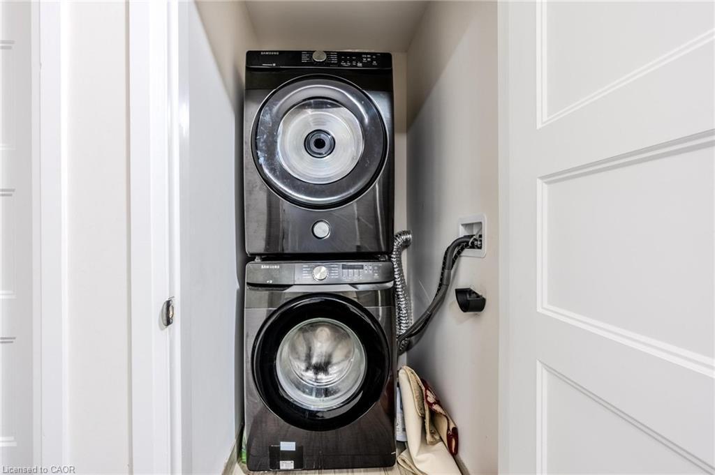 78 Jayla Lane, Smithville, ON - Indoor Photo Showing Laundry Room