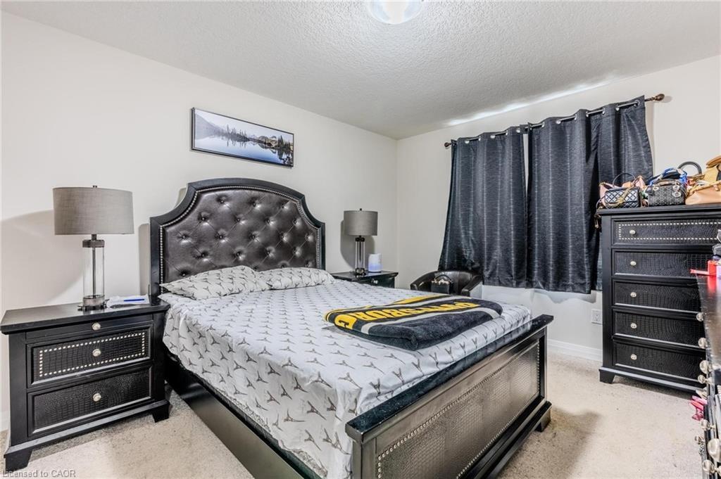 78 Jayla Lane, Smithville, ON - Indoor Photo Showing Bedroom