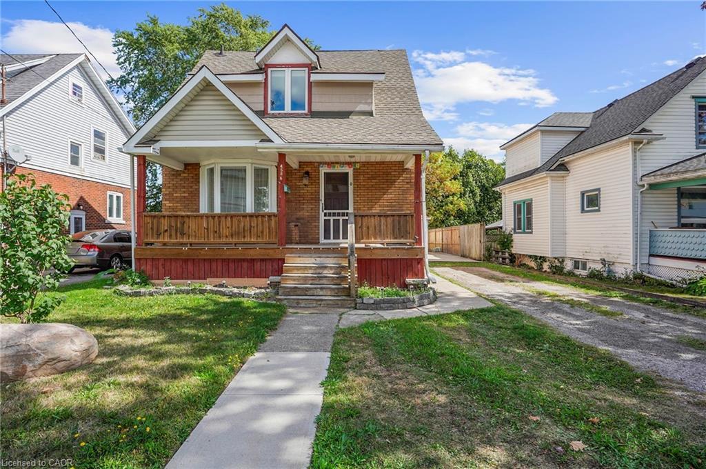 4586 Fifth Avenue, Niagara Falls, ON - Outdoor With Deck Patio Veranda