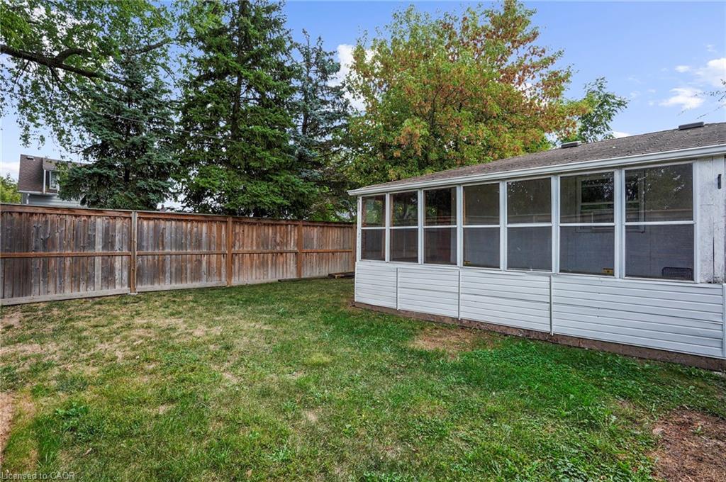 4586 Fifth Avenue, Niagara Falls, ON - Outdoor