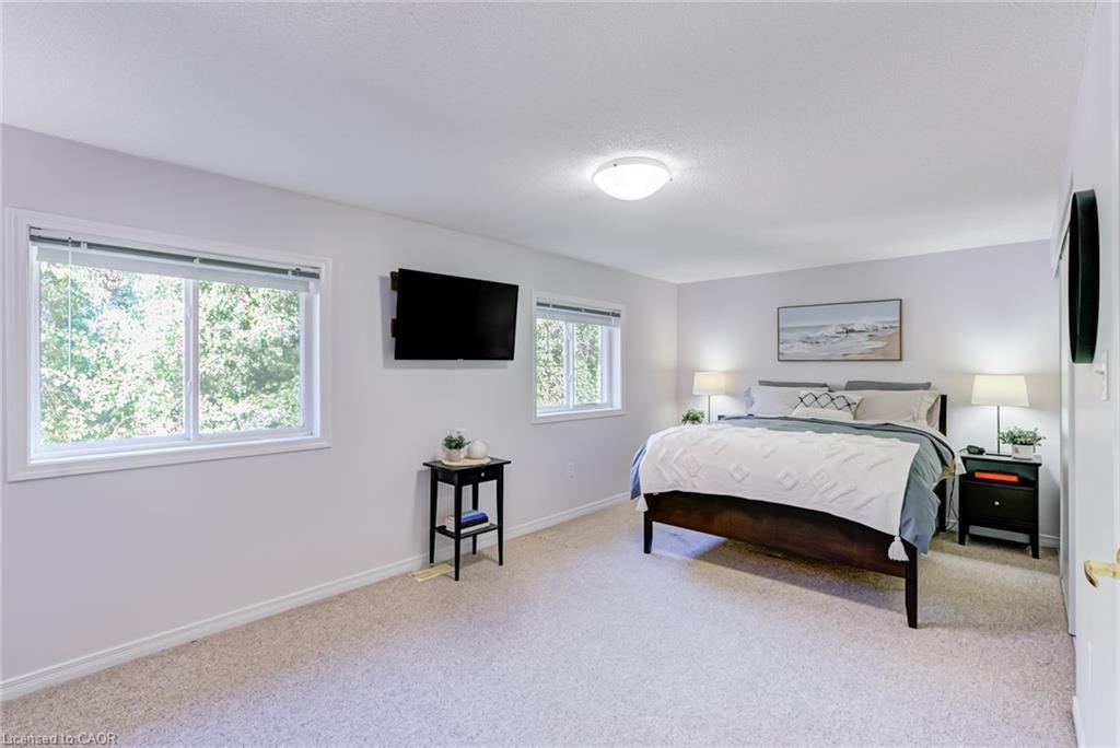 2071 Osbond Road, Innisfil, ON - Indoor Photo Showing Bedroom