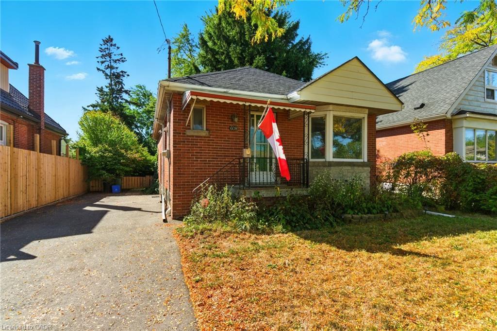 608 Fennell Avenue E, Hamilton, ON - Outdoor With Deck Patio Veranda