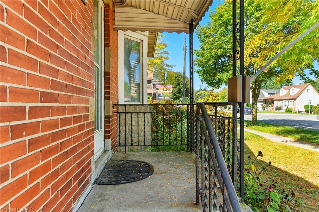 608 Fennell Avenue E, Hamilton, ON - Outdoor With Deck Patio Veranda