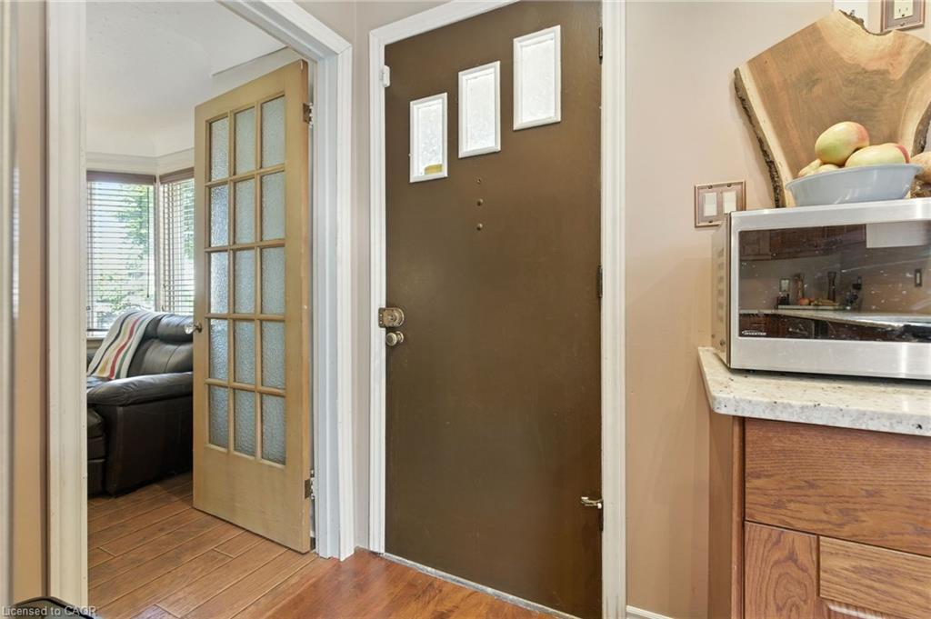 608 Fennell Avenue E, Hamilton, ON - Indoor Photo Showing Other Room