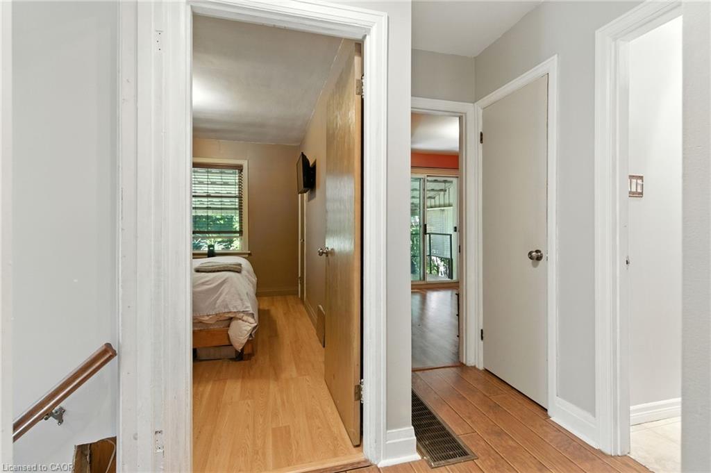 608 Fennell Avenue E, Hamilton, ON - Indoor