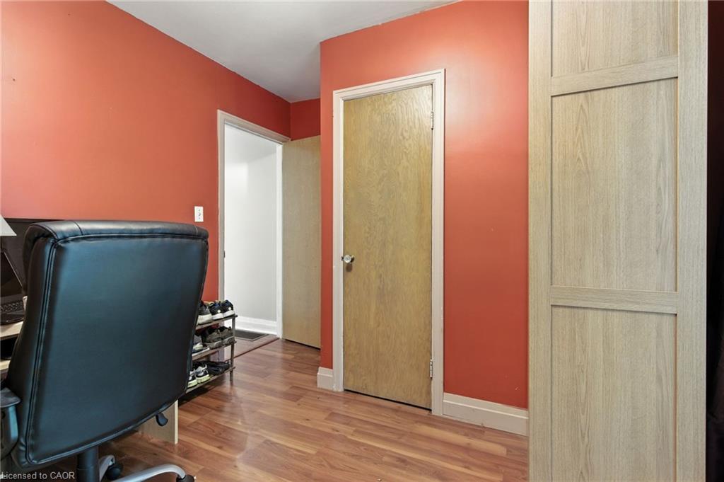 608 Fennell Avenue E, Hamilton, ON - Indoor