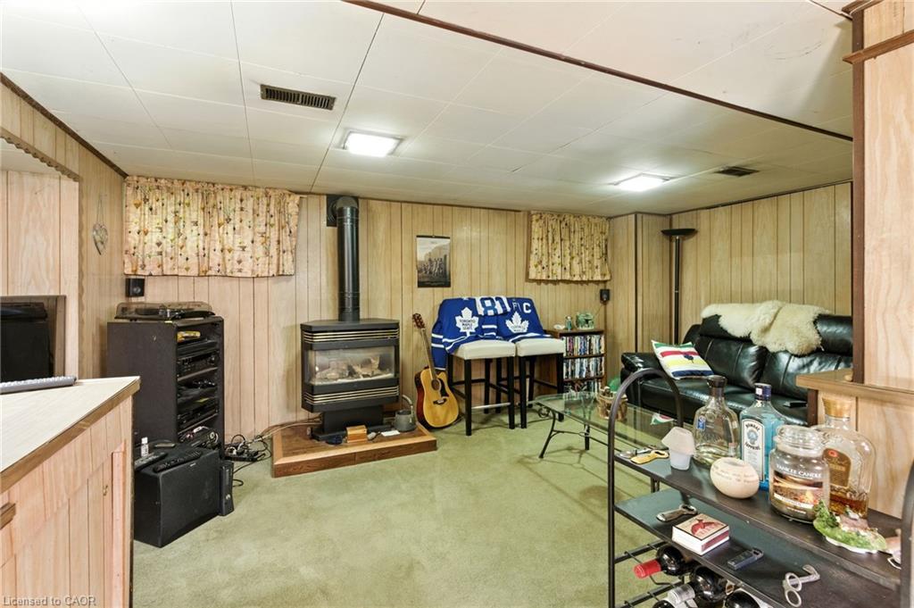 608 Fennell Avenue E, Hamilton, ON - Indoor