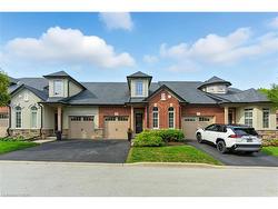4 Burgundy Grove Ancaster, ON L9K 0E7