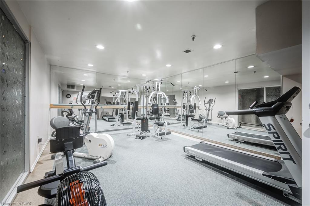 405-89 Westwood Road, Guelph, ON - Indoor Photo Showing Gym Room