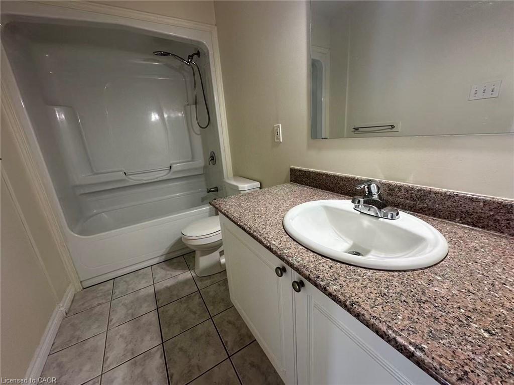 409-135 James Street S, Hamilton, ON - Indoor Photo Showing Bathroom