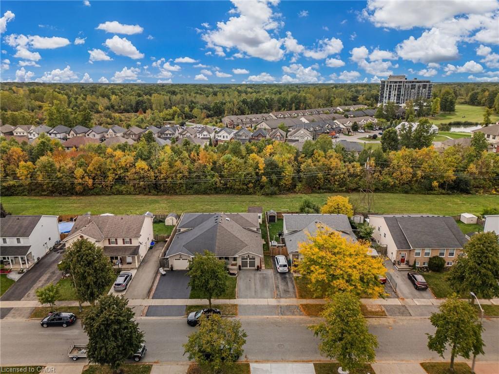 5880 Crimson Drive, Niagara Falls, ON - Outdoor With View