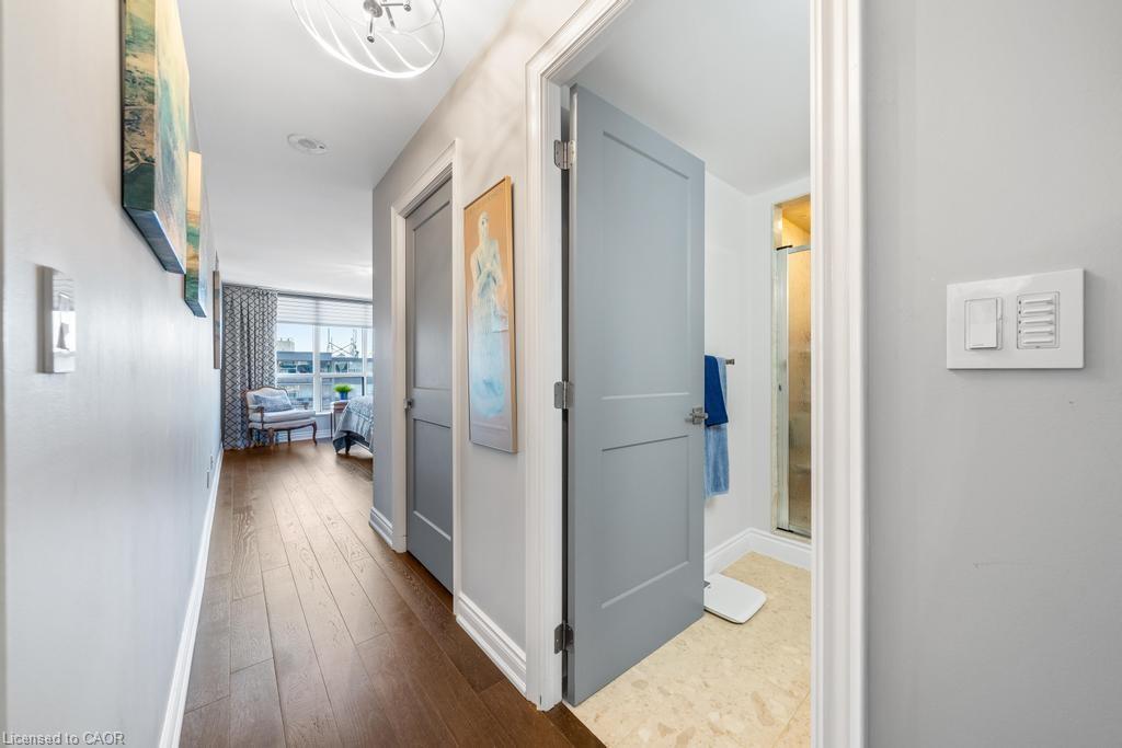 1101-442 Maple Avenue, Burlington, ON - Indoor Photo Showing Other Room