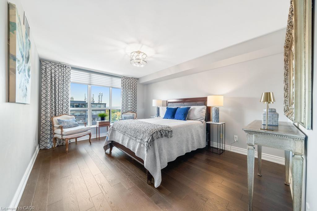 1101-442 Maple Avenue, Burlington, ON - Indoor Photo Showing Bedroom