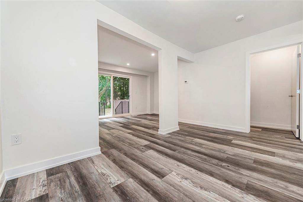 76 Woodman Drive N, Hamilton, ON - Indoor Photo Showing Other Room