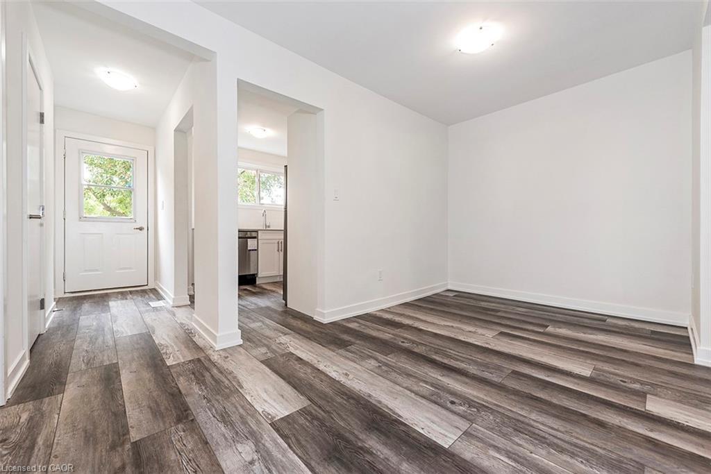 76 Woodman Drive N, Hamilton, ON - Indoor Photo Showing Other Room