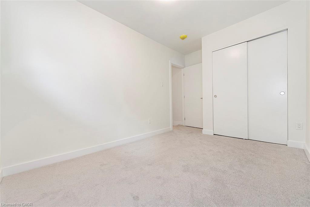 76 Woodman Drive N, Hamilton, ON - Indoor Photo Showing Other Room