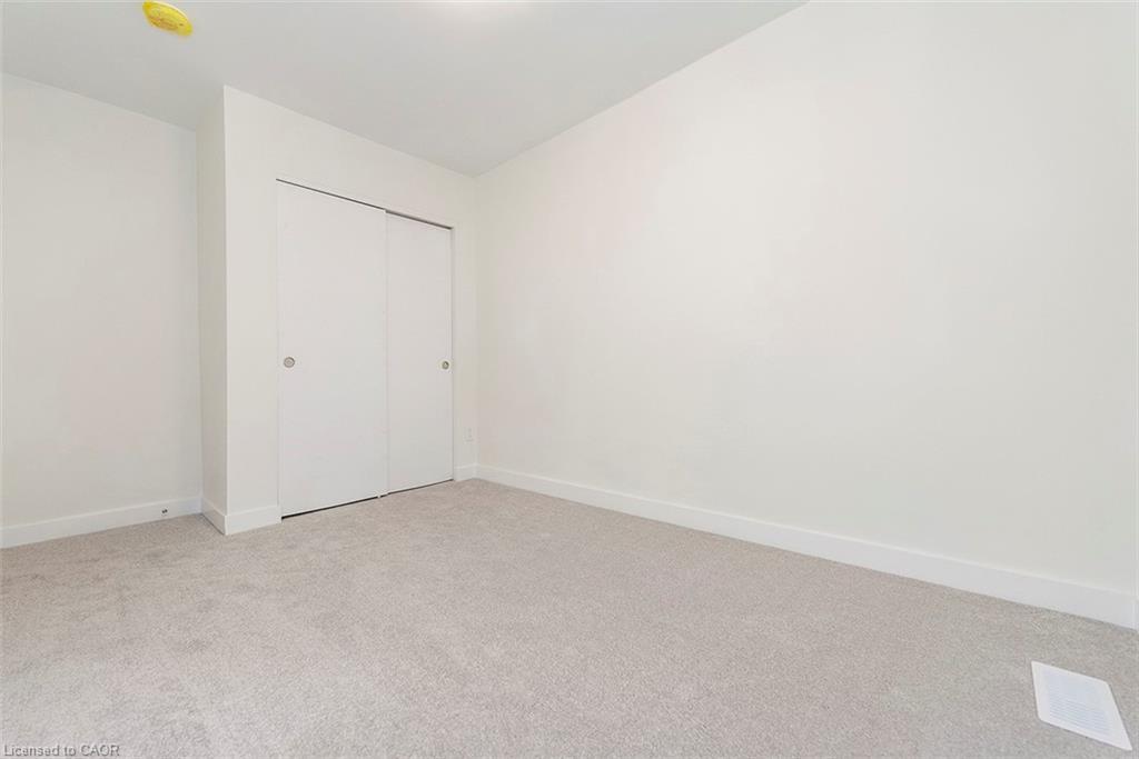 76 Woodman Drive N, Hamilton, ON - Indoor Photo Showing Other Room