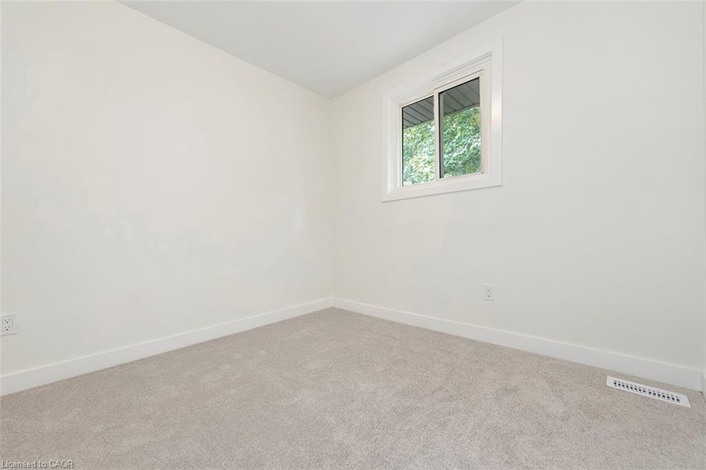 76 Woodman Drive N, Hamilton, ON - Indoor Photo Showing Other Room