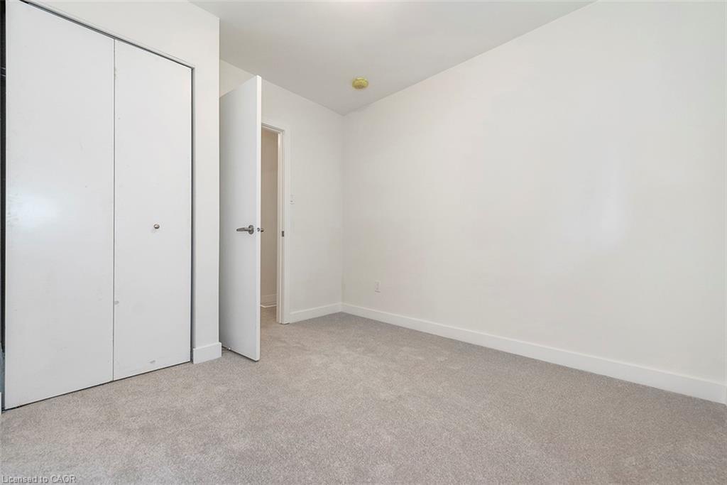 76 Woodman Drive N, Hamilton, ON - Indoor Photo Showing Other Room