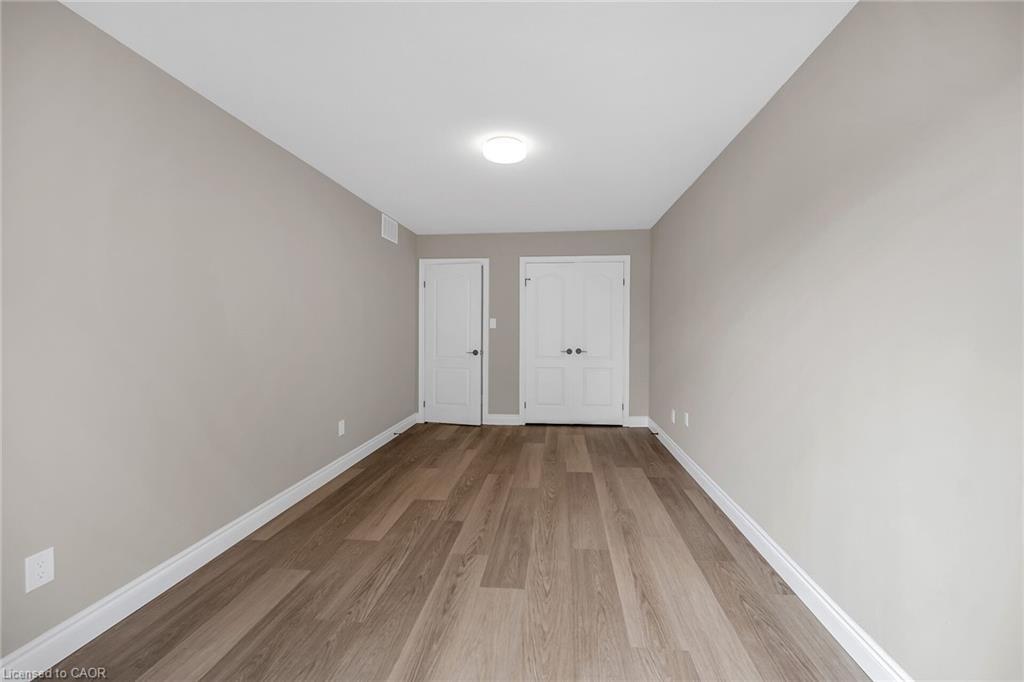 83 Marion Street, Mount Hope, ON - Indoor Photo Showing Other Room