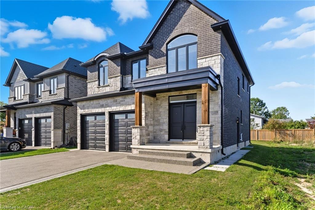 161 Pike Creek Drive, Cayuga, ON - Outdoor With Facade