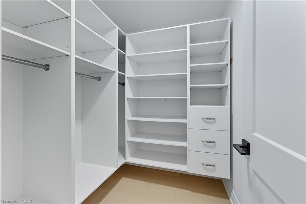 161 Pike Creek Drive, Cayuga, ON - Indoor With Storage