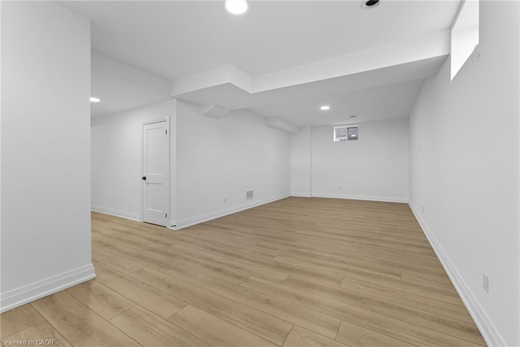 161 Pike Creek Drive, Cayuga, ON - Indoor Photo Showing Other Room