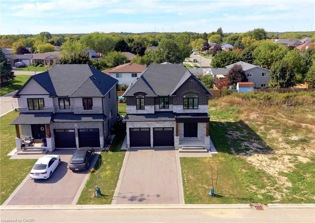 161 Pike Creek Drive, Cayuga, ON - Outdoor With Facade