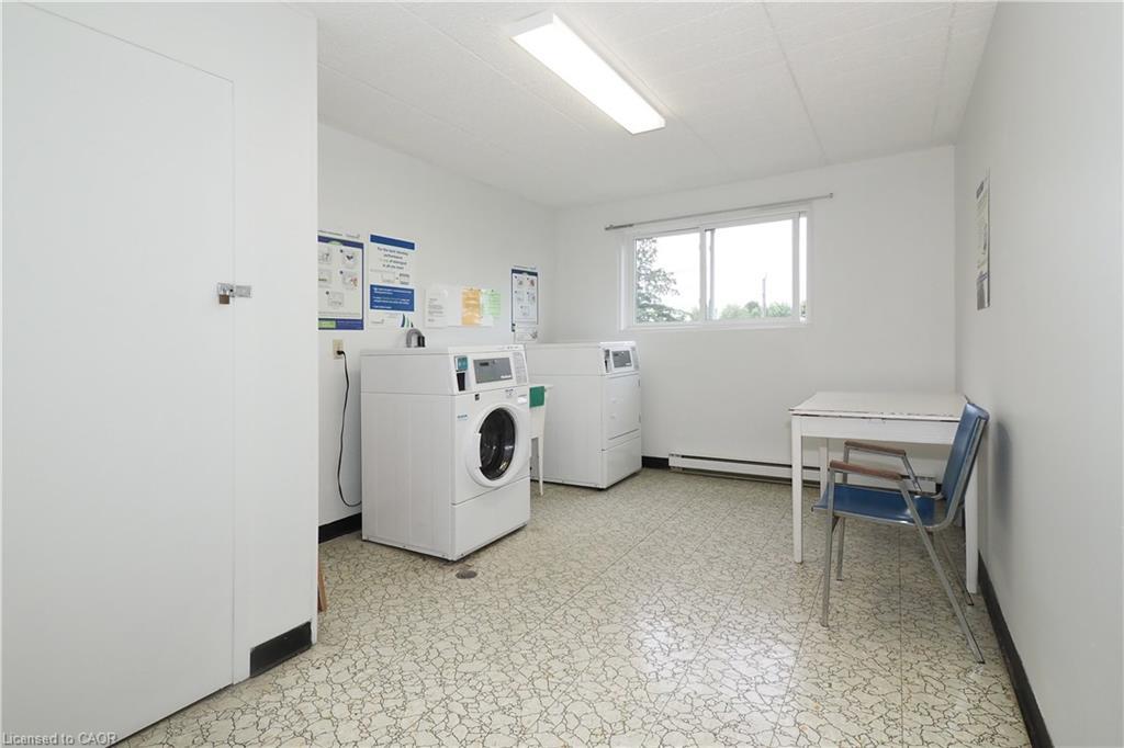 206-6 Walton Avenue, Kitchener, ON - Indoor Photo Showing Laundry Room